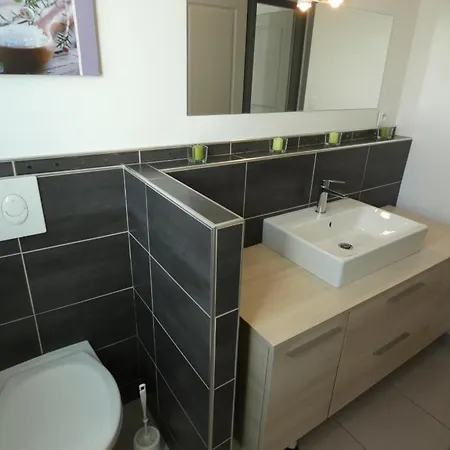 Moderne 6 Pers, Terrasse Et Parking à - Fr-1-540-277